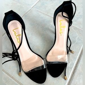 LULU’S STRAPPY HIGH HEELS SIZE 7